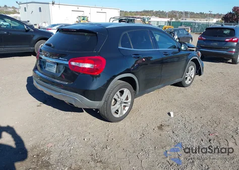 2019 Mercedes-Benz Gla 250 4Matic z USA, uszkodzony, nr VIN WDCTG4GB6KU016068